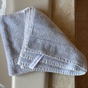 Oake hand Towel